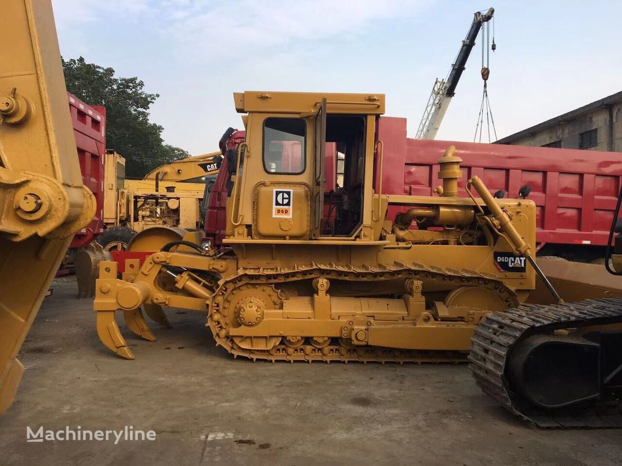 Spychacz Caterpillar D6D na sprzedaż Chiny Shanghai MD20285