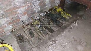 inne sprzęt kolejowy Robel Mechanische Gleiswinden