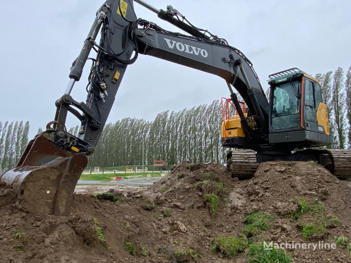 koparka gąsienicowa Volvo ECR 235EL