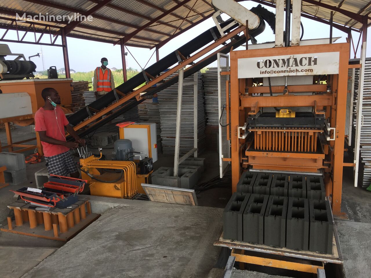 nowa maszyna do produkcji bloczków betonowych Conmach BlockKing-12MS Concrete Block Making Machine - 4.000 units/shift
