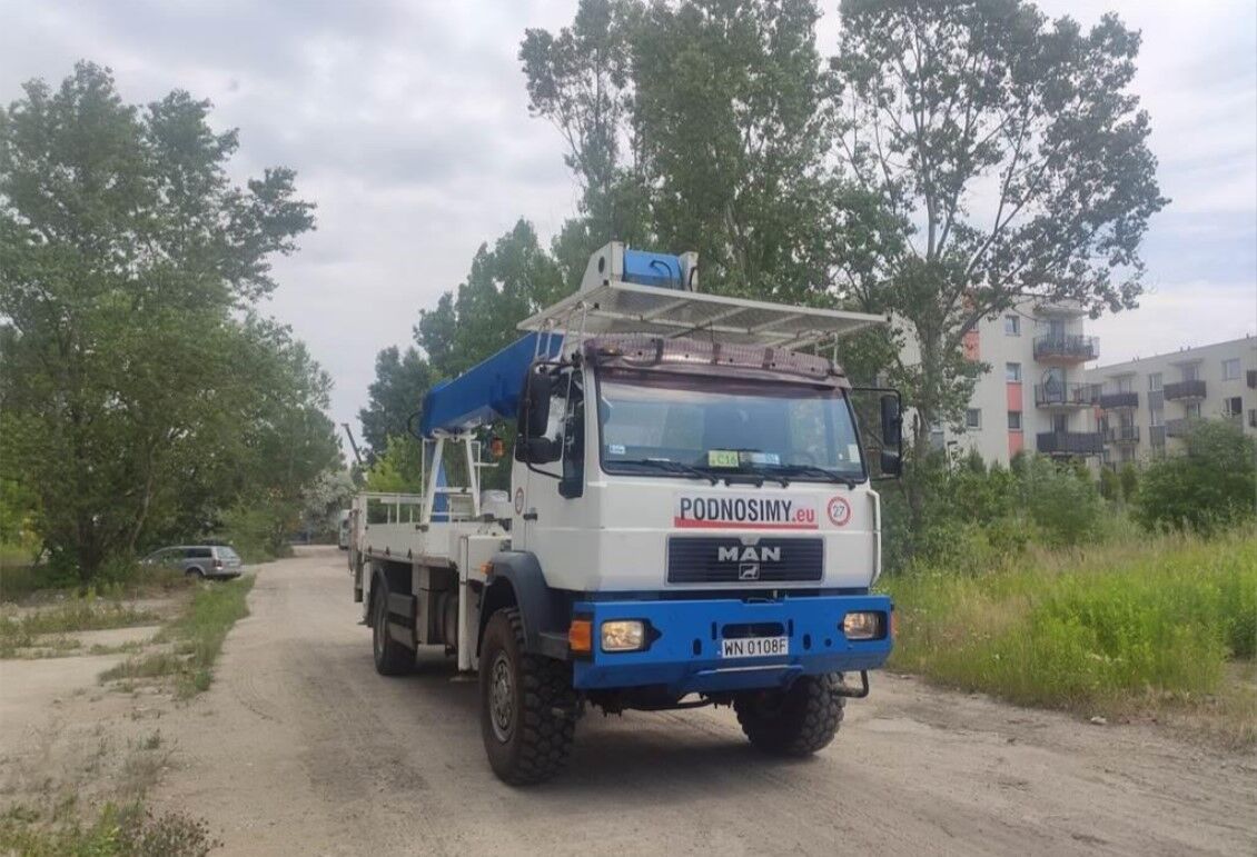 podnośnik koszowy MAN L90 4x4 Emelőkosaras 35m